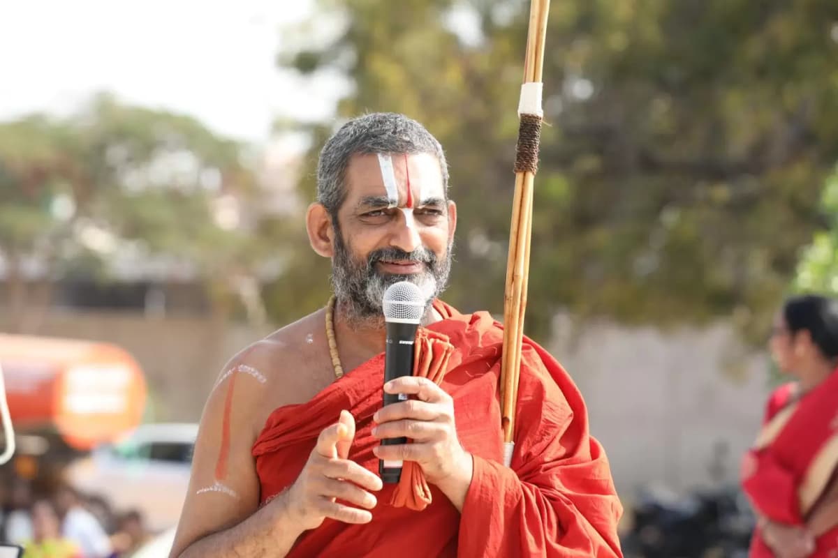 Chinna Srimannarayana Ramanuja Jeeyar