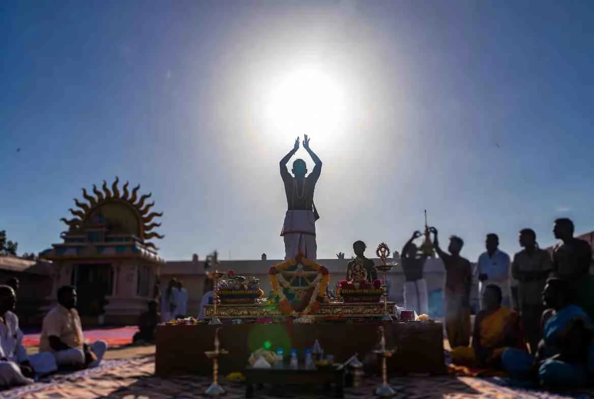 Karthika Masam Sunday Rituals: Sacred Sun Worship Traditions and Mantras — Karthika Masam 2025