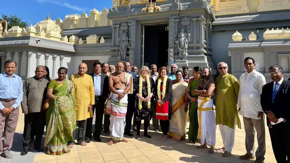 Mantras to Chant in Parabhava Year 2026: Australia-Wise Spiritual Guide for NRIs