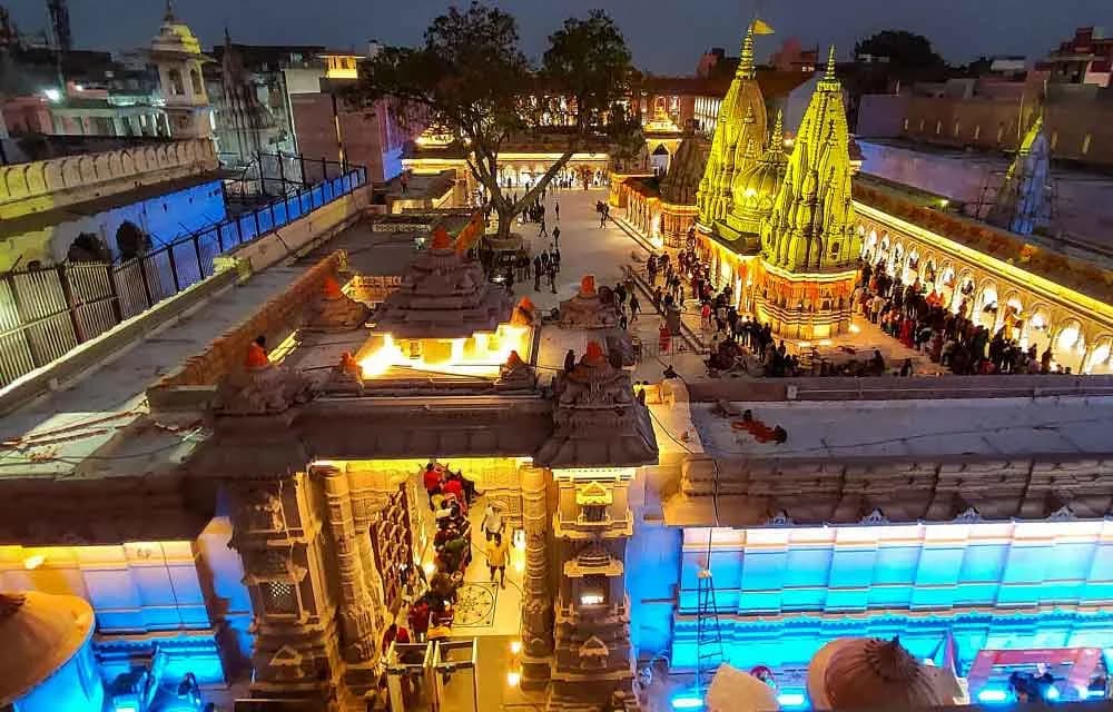 Kashi Vishwanath Temple – History, Miracles, and Mystical Secrets (2025 Guide)