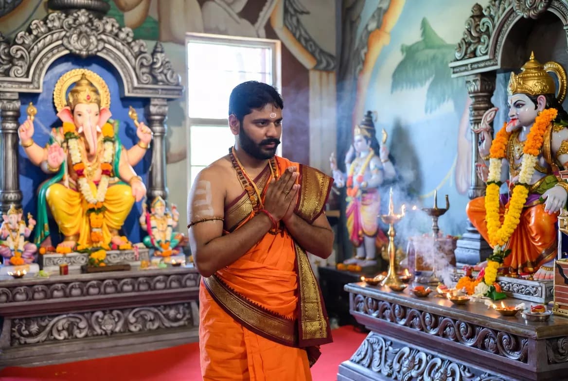 Hindu Priest Jobs at South Florida Hindu Temple 2026 — Sanatan Dharma Pujari Opportunity in Southwest Ranches FL