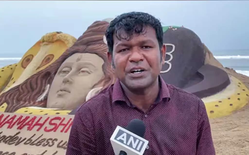 Mahashivratri 2026: Sudarshan Patnaik's Stunning Lord Shiva Sand Sculpture at Puri Beach, Odisha — Festivals