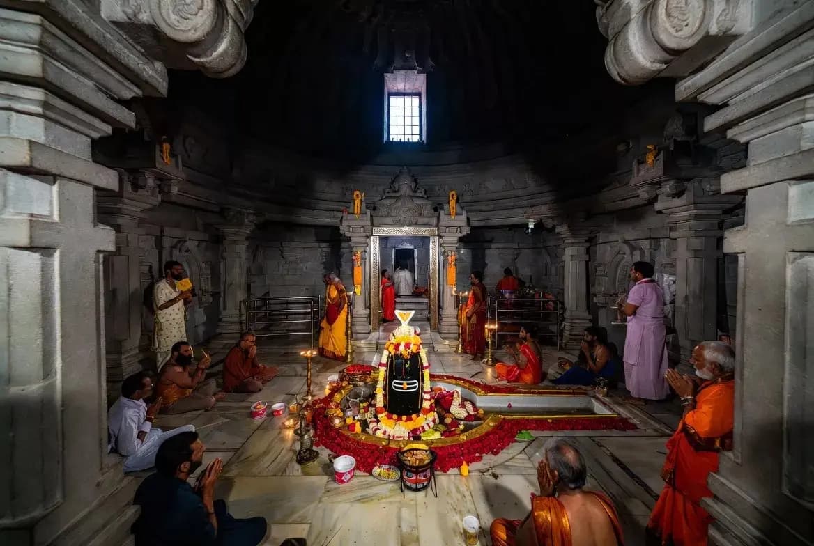 Sri Kailasanathar Temple, Kanchipuram – Maha Shivaratri 2026