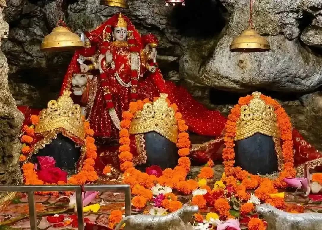 Kamakhya Temple, Assam — Complete Guide to the Shakti Peetha on Nilachal Hill — Temples
