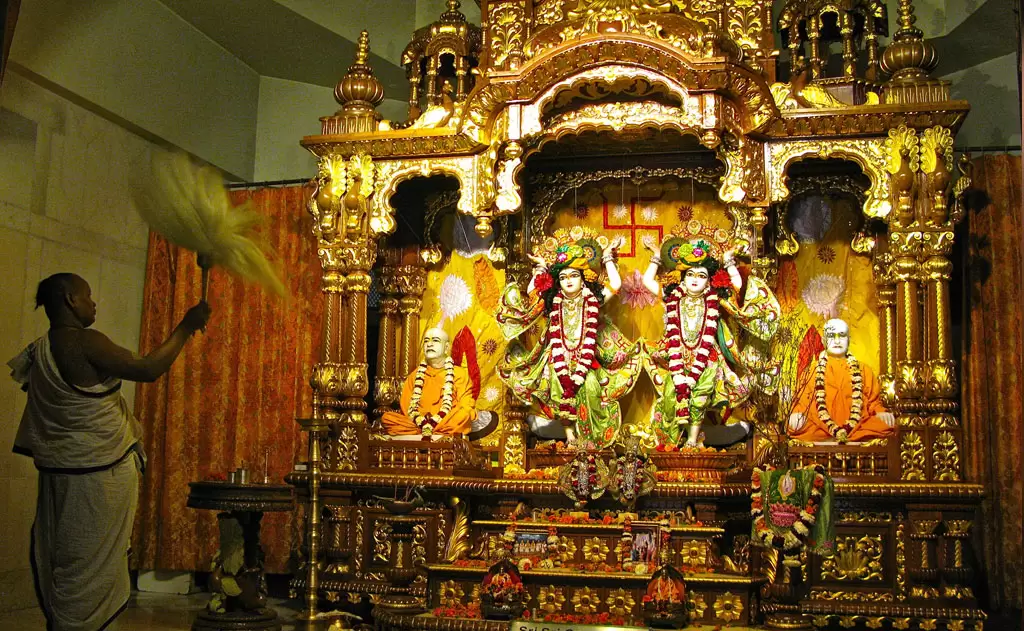 The Role of Temples in ISKCON’s Mission and Hindu Unity — Hinduism