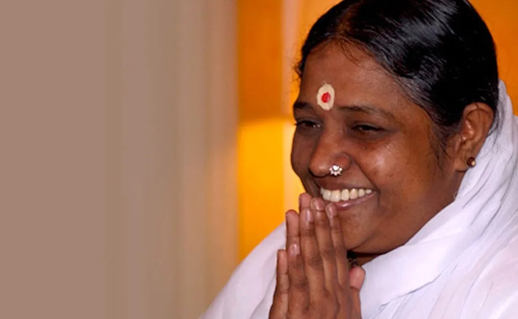 Mata Amritanandamayi (Amma): The Hugging Saint — Famous Hindus