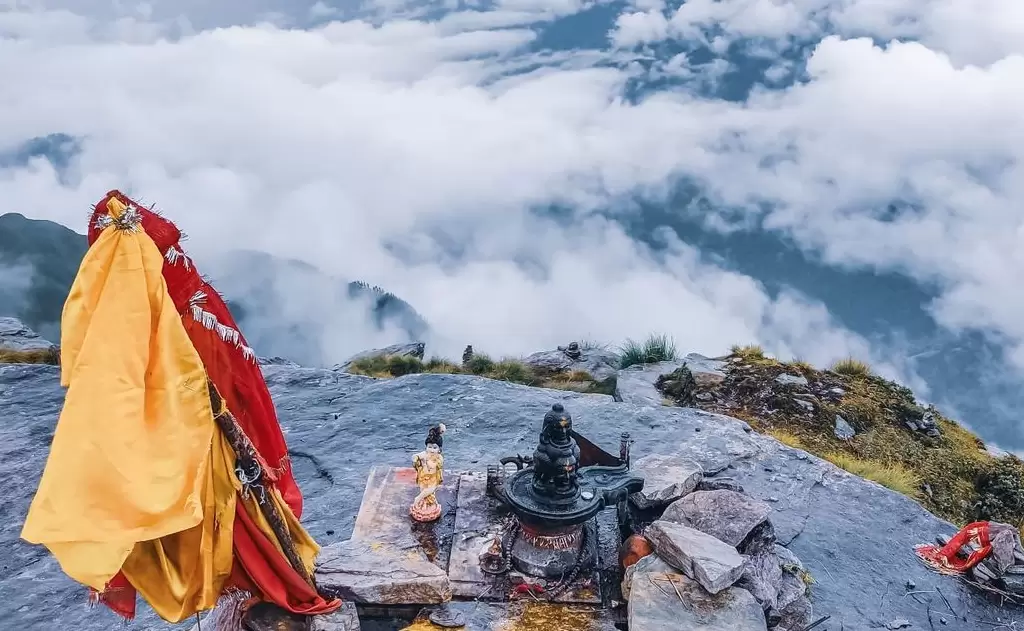 The Sacred Panchmukhi Shivling at Chandrashila Summit: A Divine Journey of Spirituality and Beauty — Hinduism