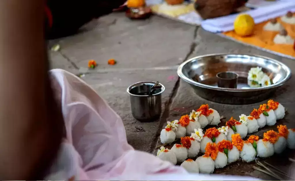 Pitru Paksha Mantras and Shlokas with Meanings — Festivals