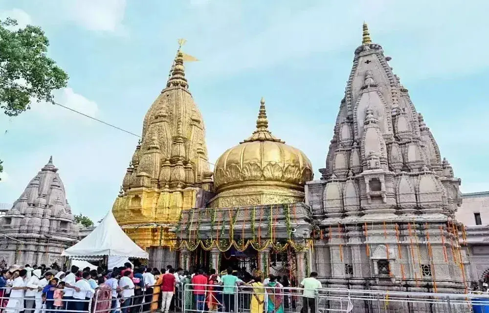 Kashi Vishwanath — Ganga Aarti at Dashashwamedh