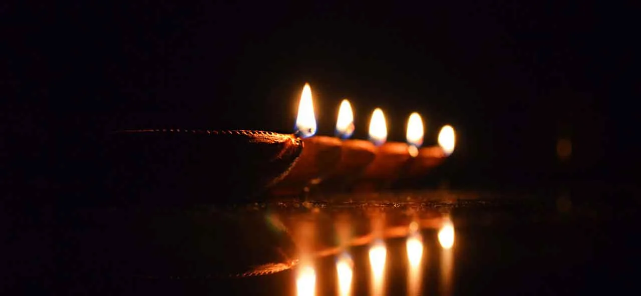Diwali Fireworks Laws in the USA 2026: State-by-State Rules, Permits, Bans & Safety Guide — Festivals