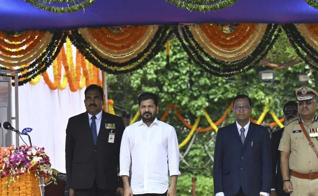 Telangana Government Proposes Law to Deduct Salary from Employees Neglecting Parents — News