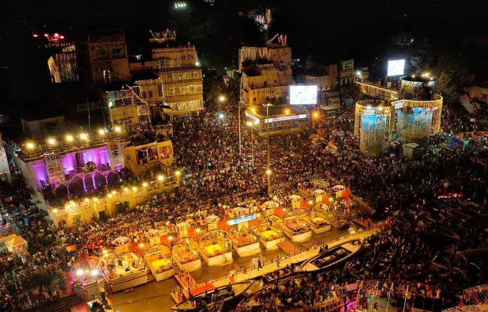 Varanasi Diwali 2024: Dev Deepawali - The Divine Festival of Lights — Diwali 2025