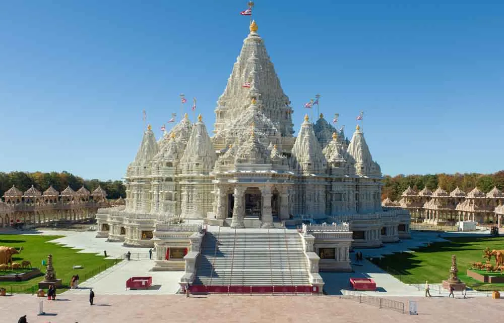 A Guide to the Newly Expanded Swaminarayan Akshardham in Robbinsville, NJ: What to Expect — USA