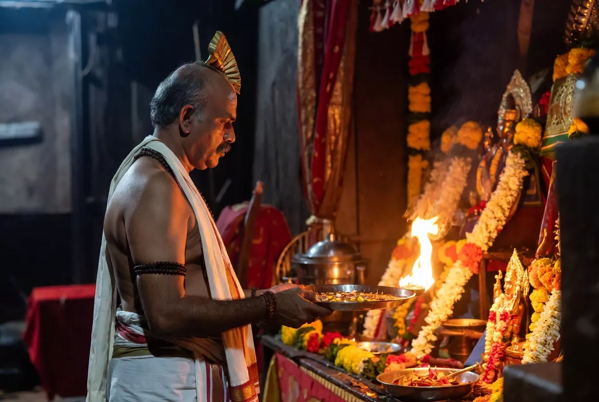 Diwali 2026: Laxmi Puja Date, Rituals & Mantras