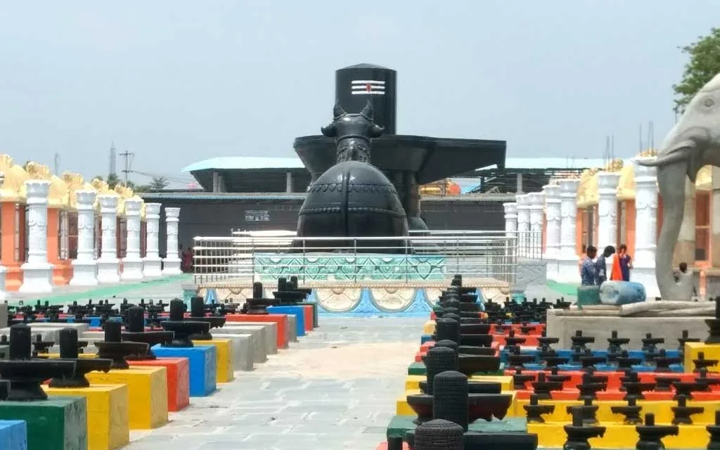 Kotilingeshwara Temple, Kolar – Maha Shivaratri 2026: Million Lingas Darshan, Grand Abhishekam & Karnataka’s Monumental Shiva Shrine — Maha Shivaratri 2026