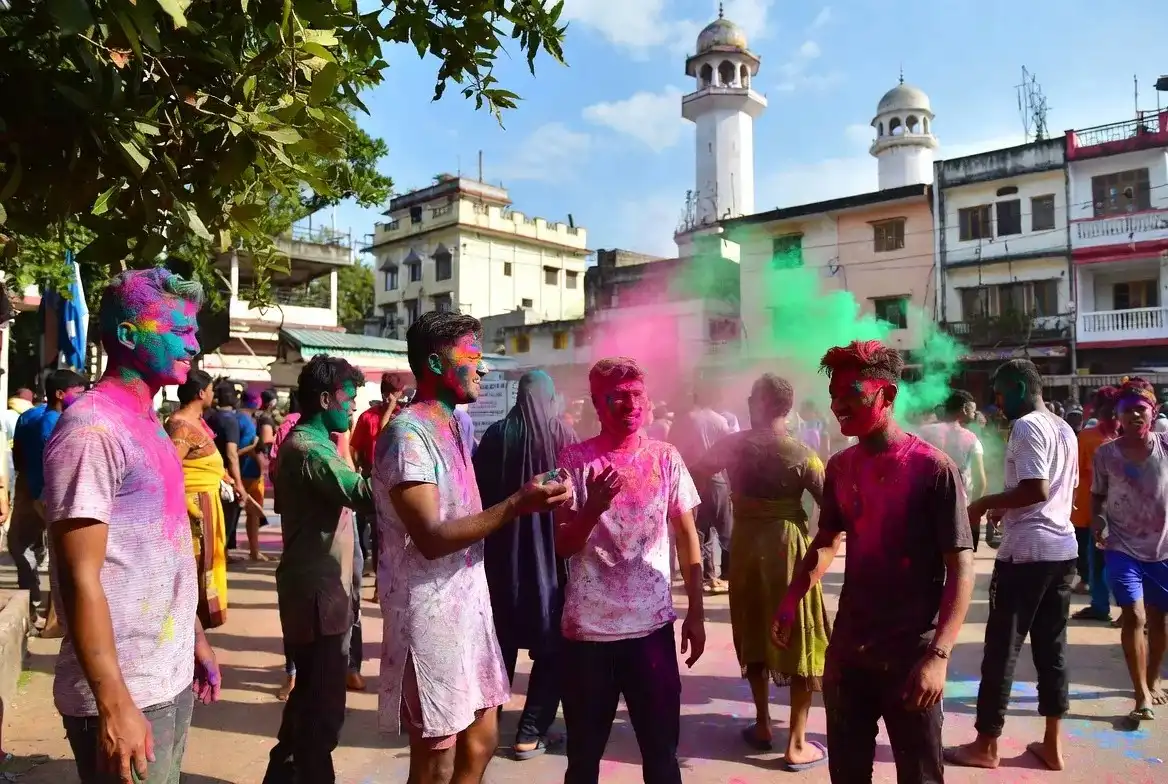 Holi Celebrations in Bangladesh: Vibrant Colors and Cultural Joy in a Diverse Nation