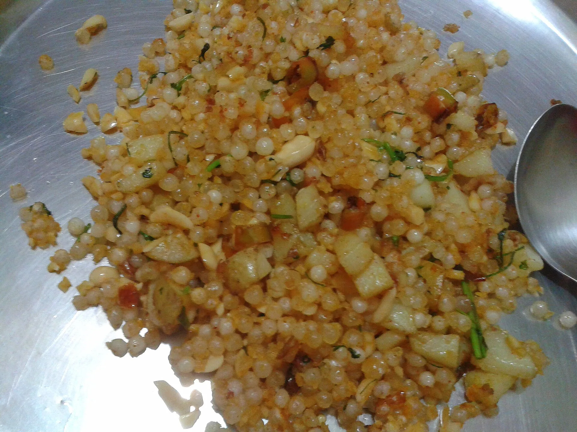 Sabudana Khichdi for Navratri Vrat: Soaking Ratio, Non-Sticky Method and Variations — Recipes