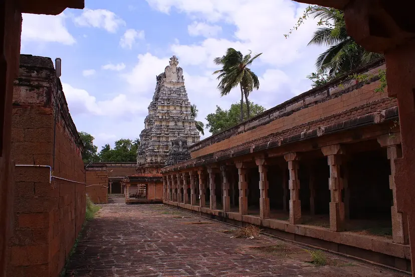 Arulmigu Brahannayaki Sametha Kailasanathaswamy Temple