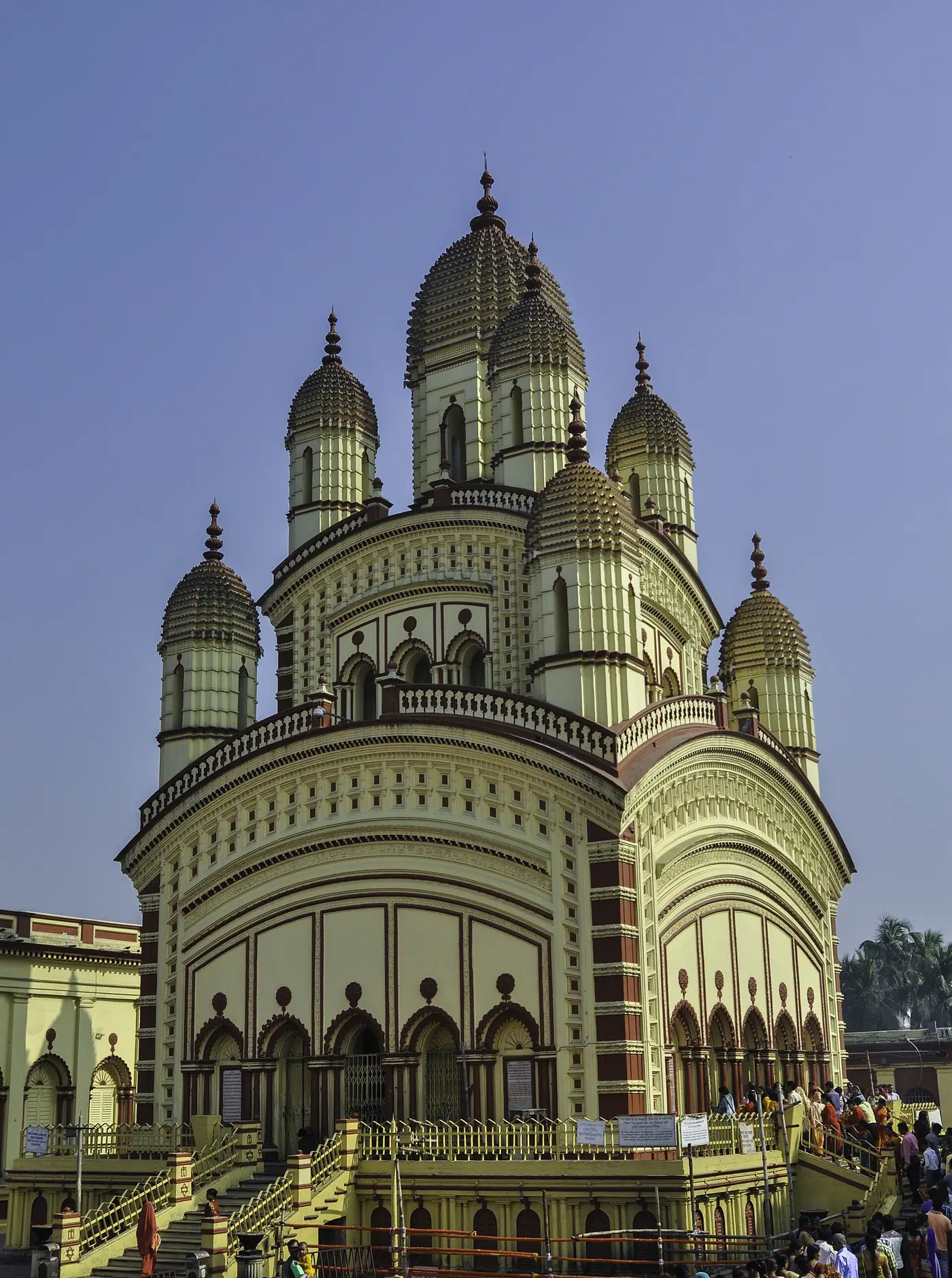 Famous Temples in West Bengal: A Source-Checked Guide to Kalighat, Dakshineswar, Tarapith, Bansberia, Bishnupur and More