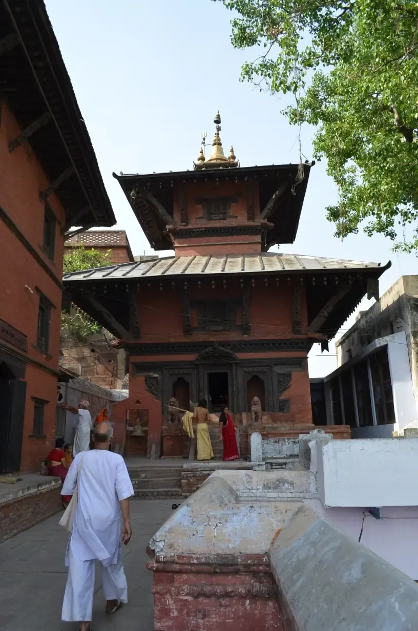 Nepali Mandir (Samrajeshwar Pashupatinath Temple), Lalita Ghat