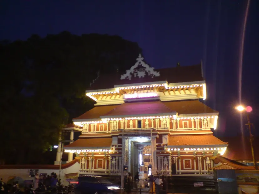 Paramekkavu Bhagavathi Temple, Thrissur