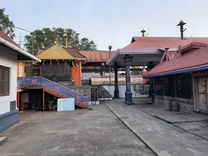 Chinakkathoor Bhagavathy Temple, Palappuram