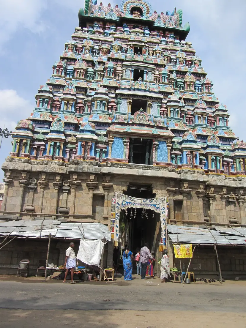 Swetha Vinayagar (Vellai Pillaiyar) Shrine, Kapardeeswarar Temple, Thiruvalanchuzhi