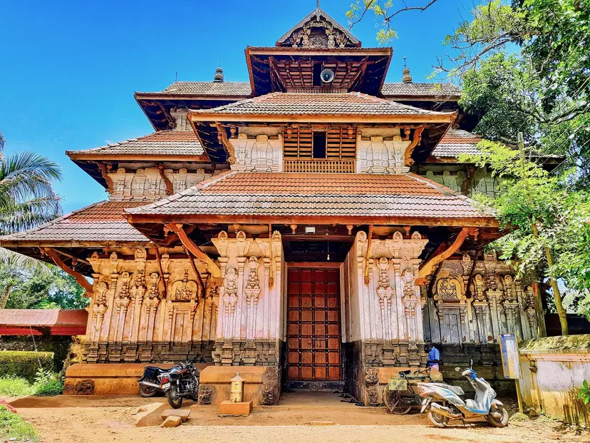 Thiruvanchikulam Mahadeva Temple, Kodungallur
